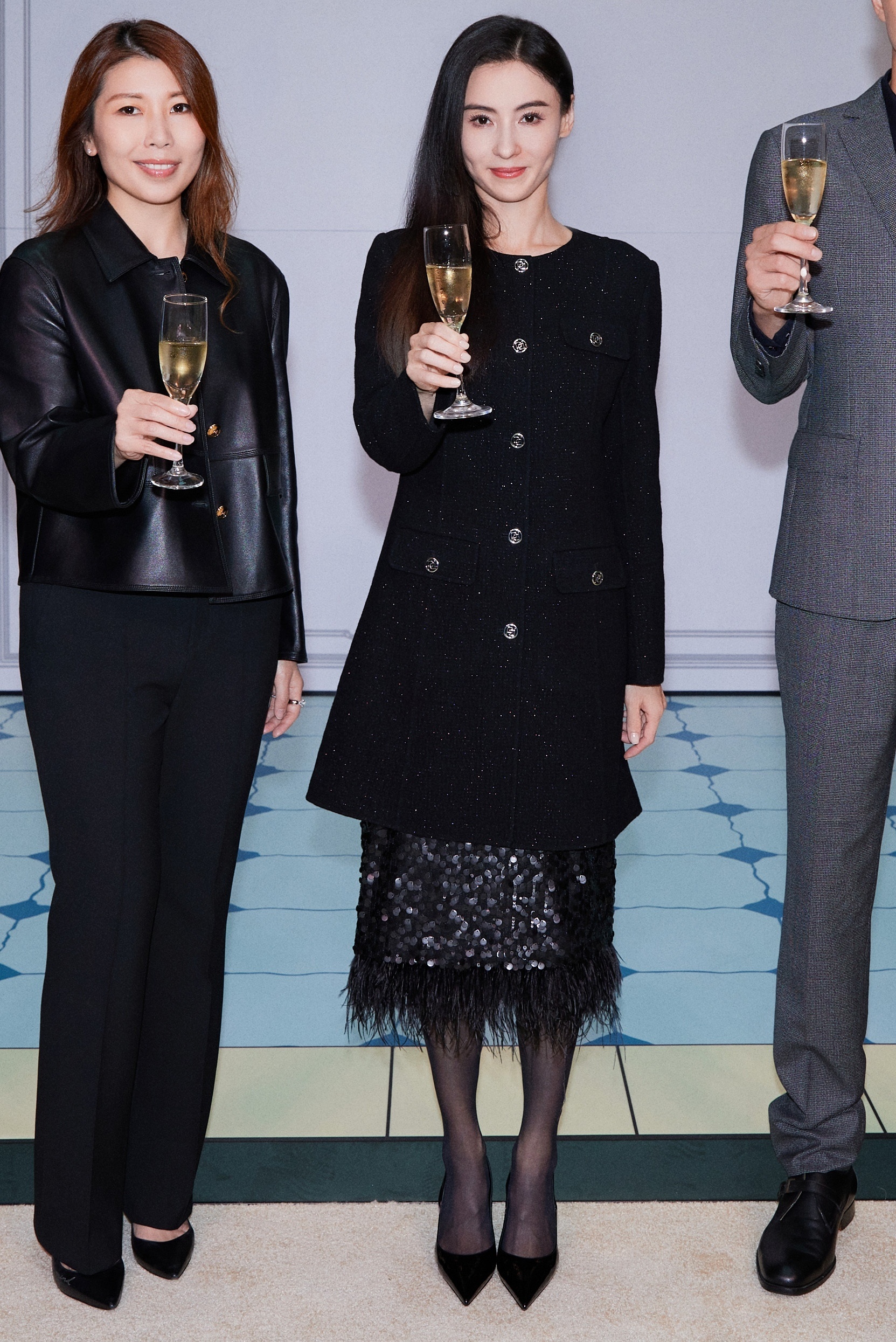 张柏芝，一身黑色穿搭，魅力依旧呀。张柏芝