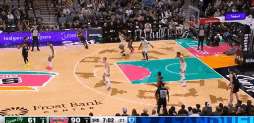 空接背扣~！！！ 