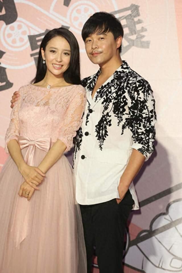 佟丽娅陈思诚带娃聚餐，无争吵不复合，只做育儿合伙人