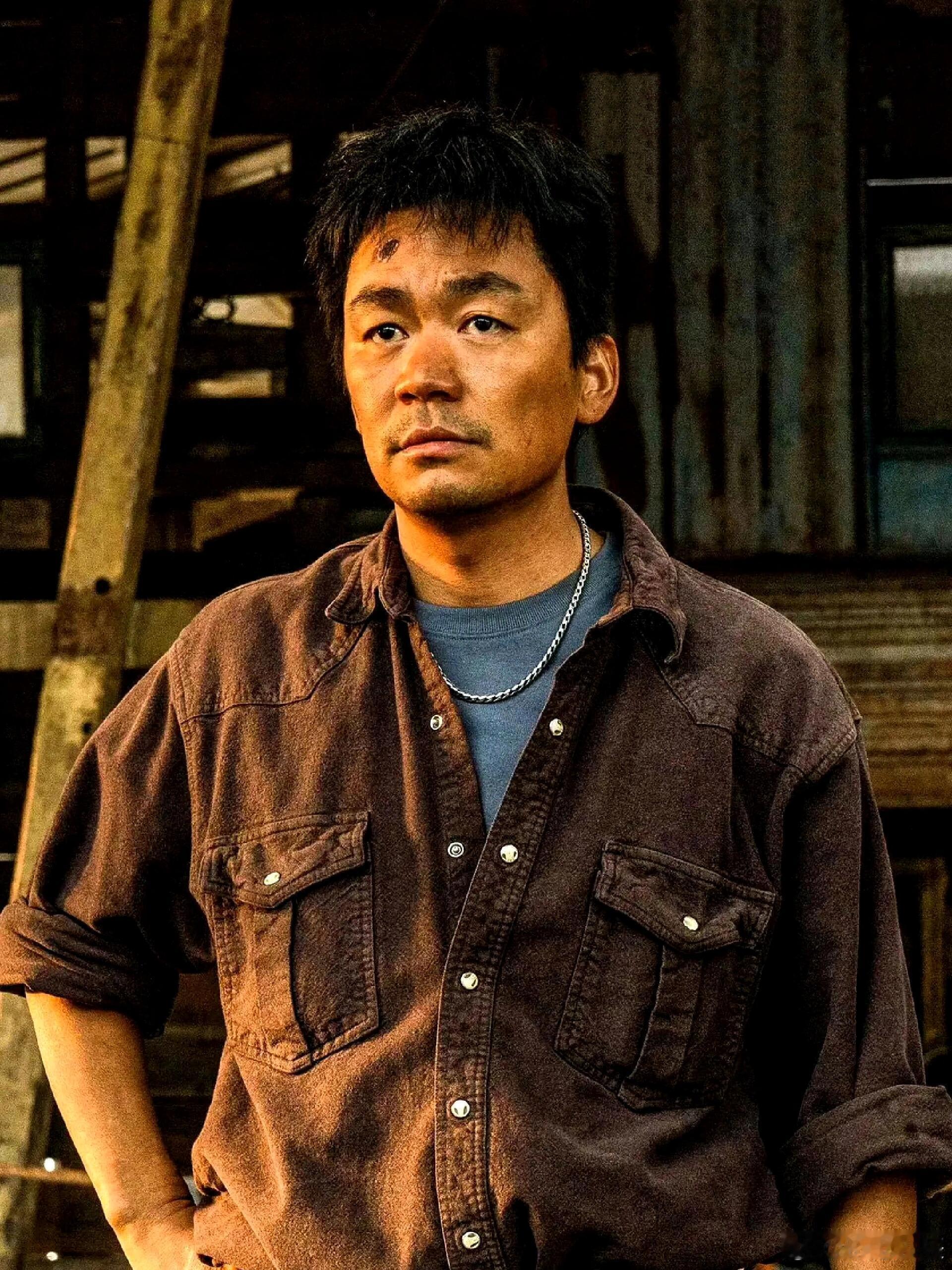 王宝强导演新片狠家伙开机电影狠家伙 继《八角笼中》后宝强再执导！《狠家伙》聚焦纽