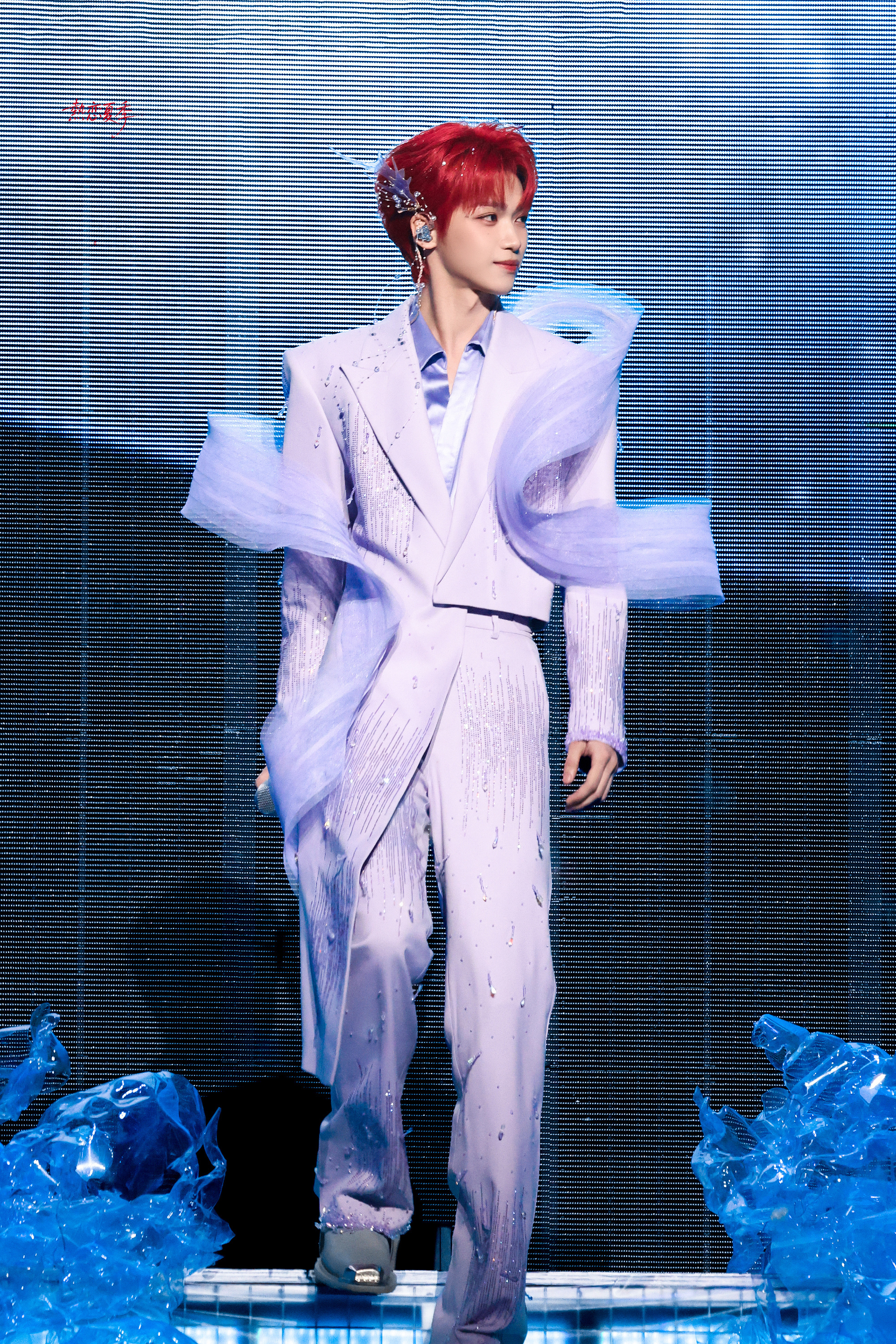 微博之夜加速器 🔮梓渝施洛华眼镜全球代言人 ✨玫瑰绽放逆风翻盘.𝑅𝑜𝑠?