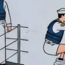 美国🇺🇸航母正确的上厕所方式 因为他们不会下蹲，必须有个人拉着 