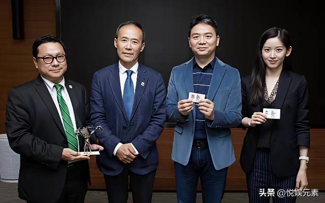 实话实说，王石其实还是相当厉害的，他和刘强东一样，也是站在中国巅峰的人物。然而自