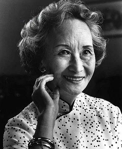 1973年，58岁郑念因拒绝出狱，监狱长得知后气得暴跳如雷，直接命人把她架出去，