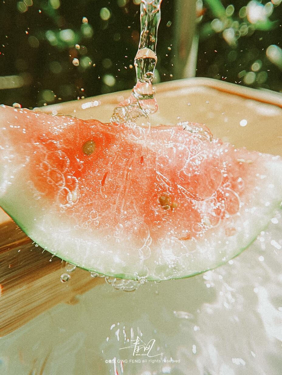西瓜味的夏天|夏日壁纸|绿色 