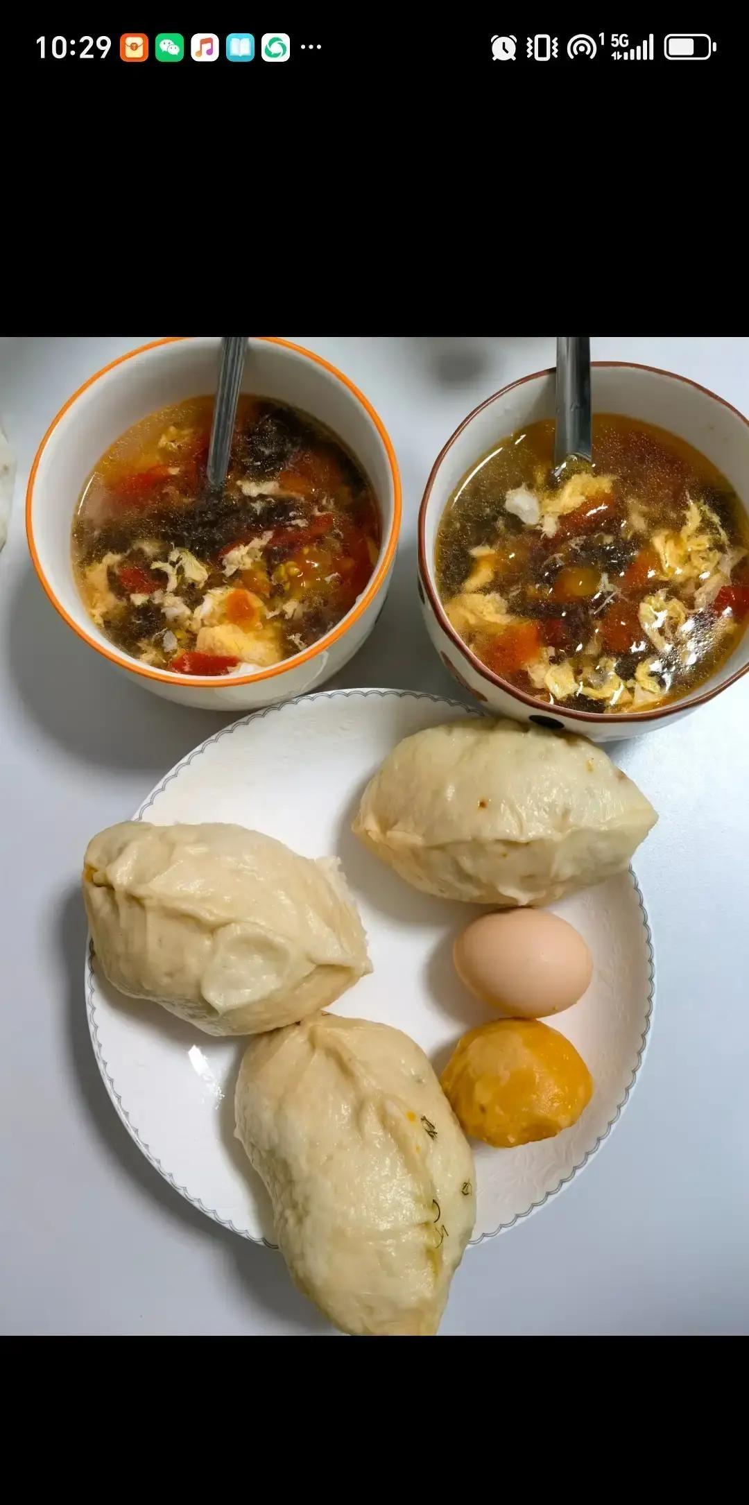 回了趟河南农村老家，短短三天时间，附近竟然办了三场白事。

以往总觉得冬天是老人