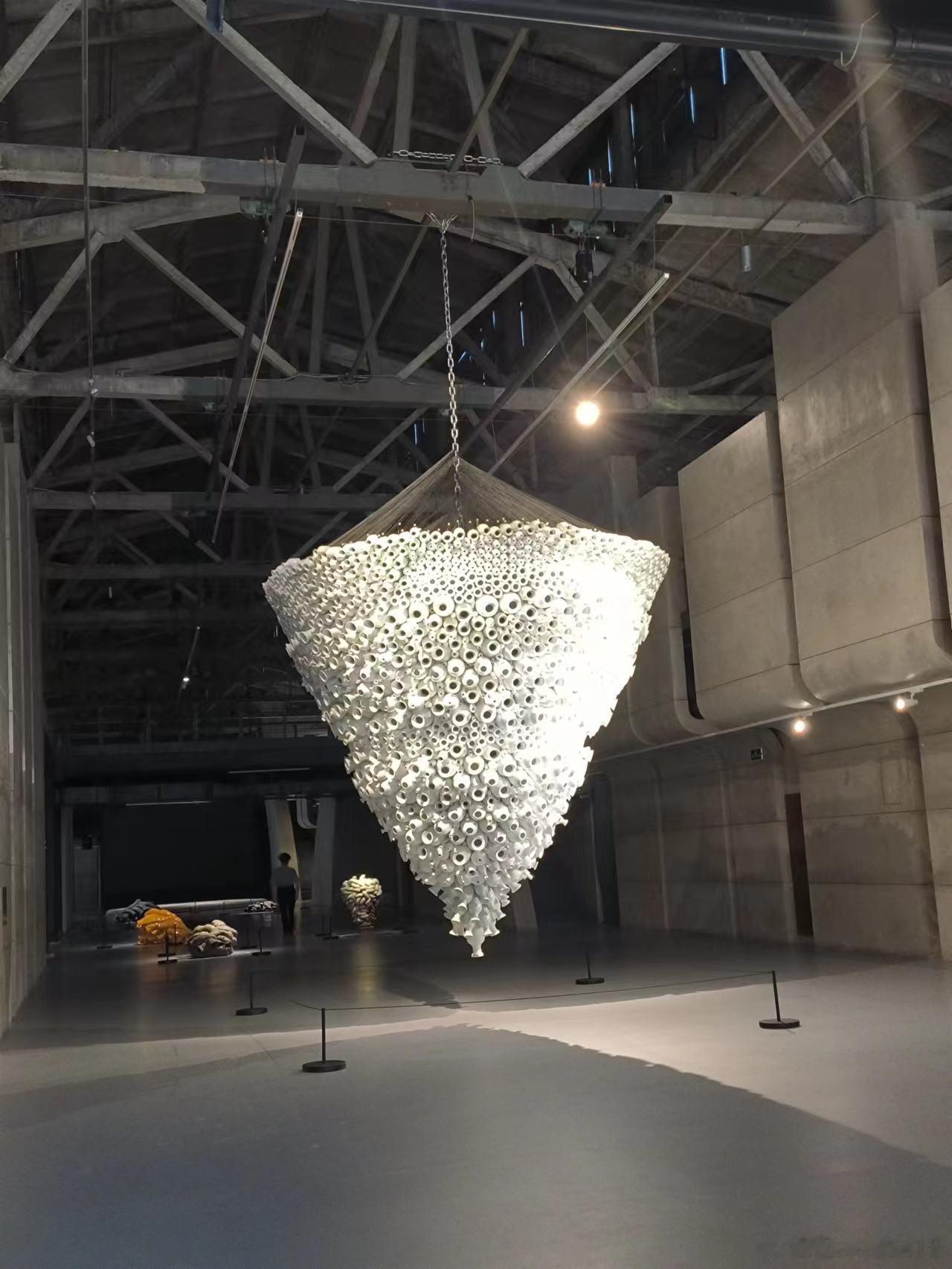 肝脏异常的7个信号，越早知道越好1、疲倦乏力，精神不振，没干什么就是觉得累2、右