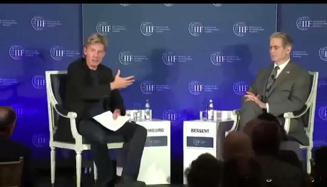 美国财长贝森特今天接受采访时表示：“我认为中国产电动汽车就是煤炭驱动的汽车！”