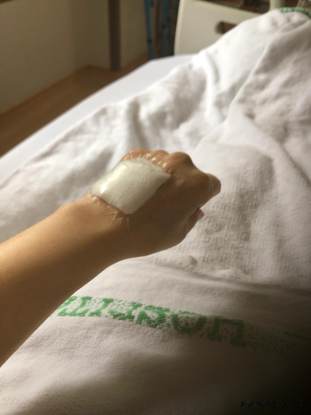 看到网友说到今天是十月初十
是个十全十美好日子
和我的心情一样
这么长久以来的担