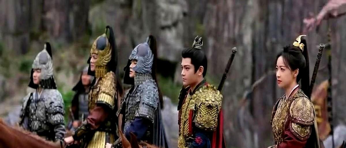 追个剧，差点把历史书给盘包浆了！

谁懂啊，《山河枕》这剧是懂怎么埋彩蛋的。女主