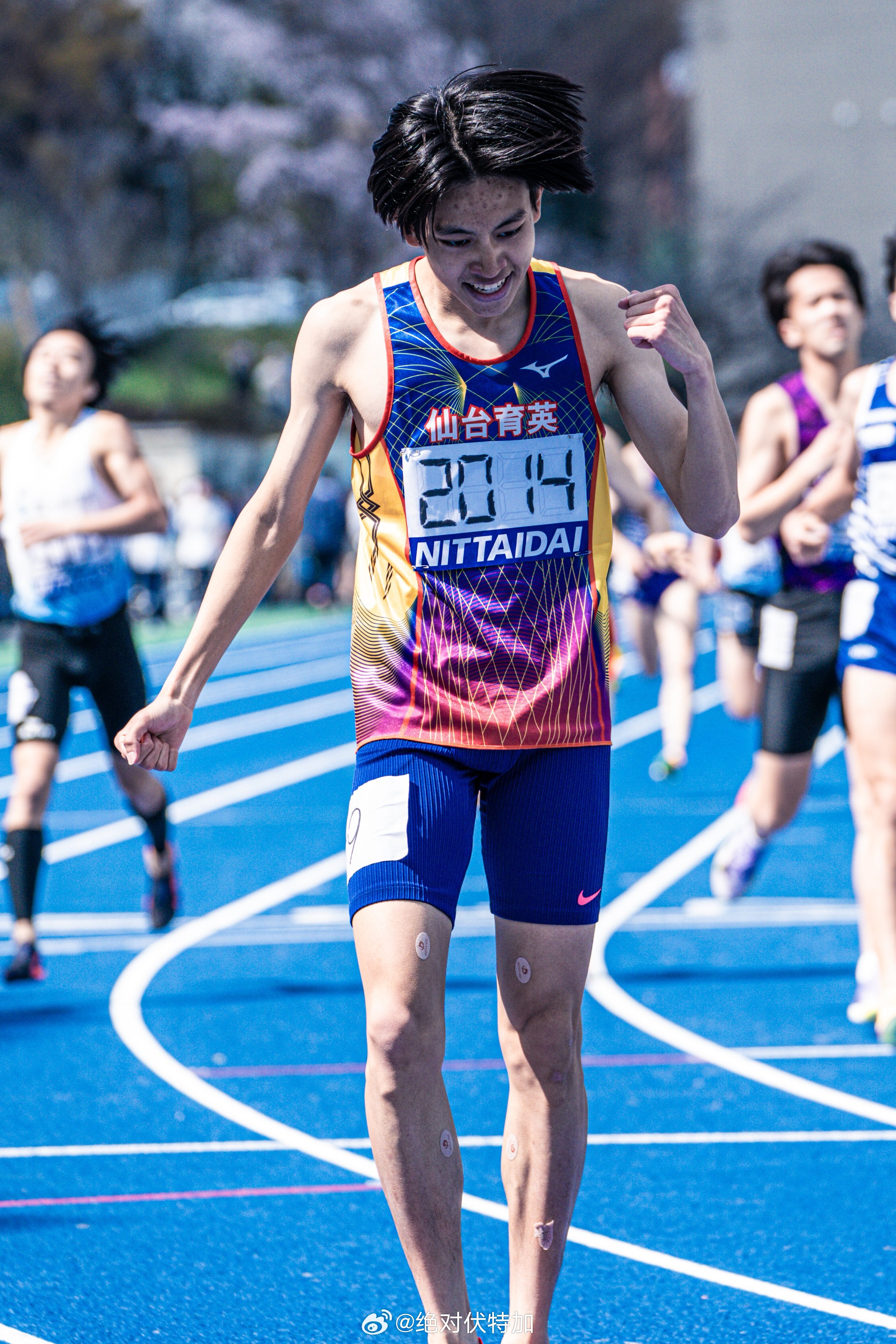 2026第152回日本体育大学田径赛上男子1500米第5组，落合晃3:38.6夺