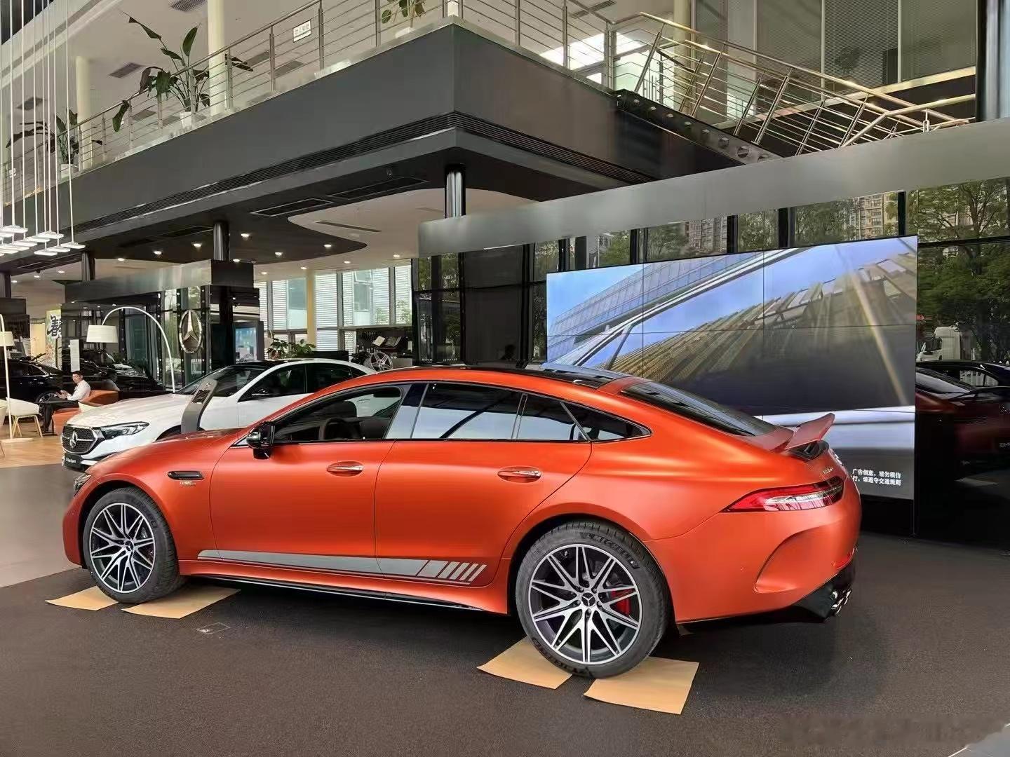 奔驰AMG GT50、全新现车一台，绝美配色、匠心高定版   哑光古铜橙 ​​​