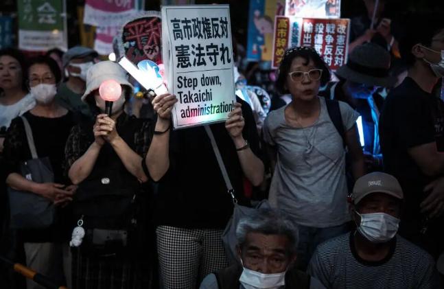 再曝丑闻！高市早苗恐将辞职！
 
5月25日，日本多家媒体同时放出重磅消息，现任