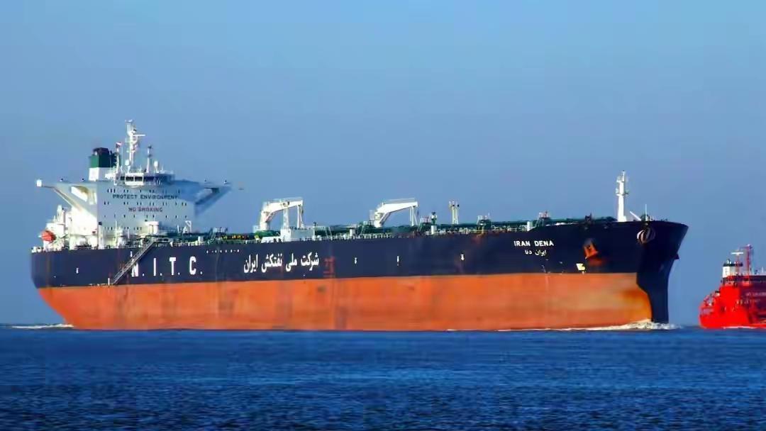 美军刚扣押俄油轮，俄罗斯“榛树”深夜突袭利沃夫！