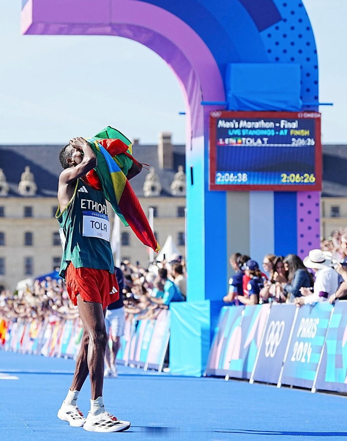 世锦赛+奥运冠军的实力！🇪🇹塔米拉特·托拉以2小时03分10秒获得北京马拉松