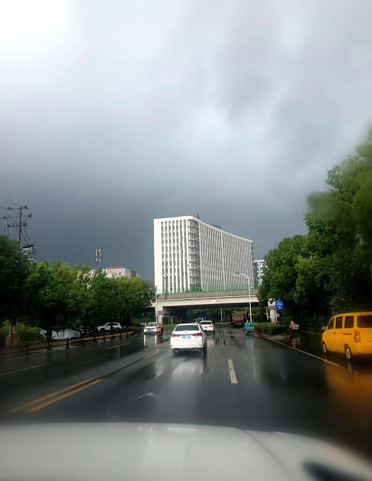 《凌云壮志踏山河》工厂流水线 智能车间生产线 工业之美 车间实录