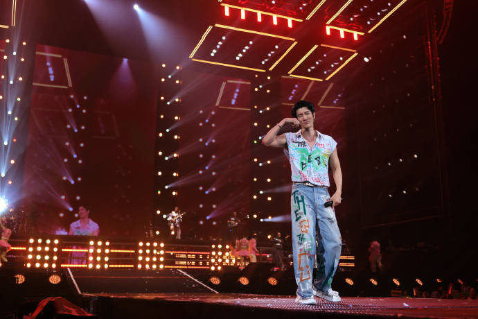 王力宏杭州演唱会预售售罄王力宏杭州演唱会售罄 什么叫华语乐坛顶级地位？就是杭州大