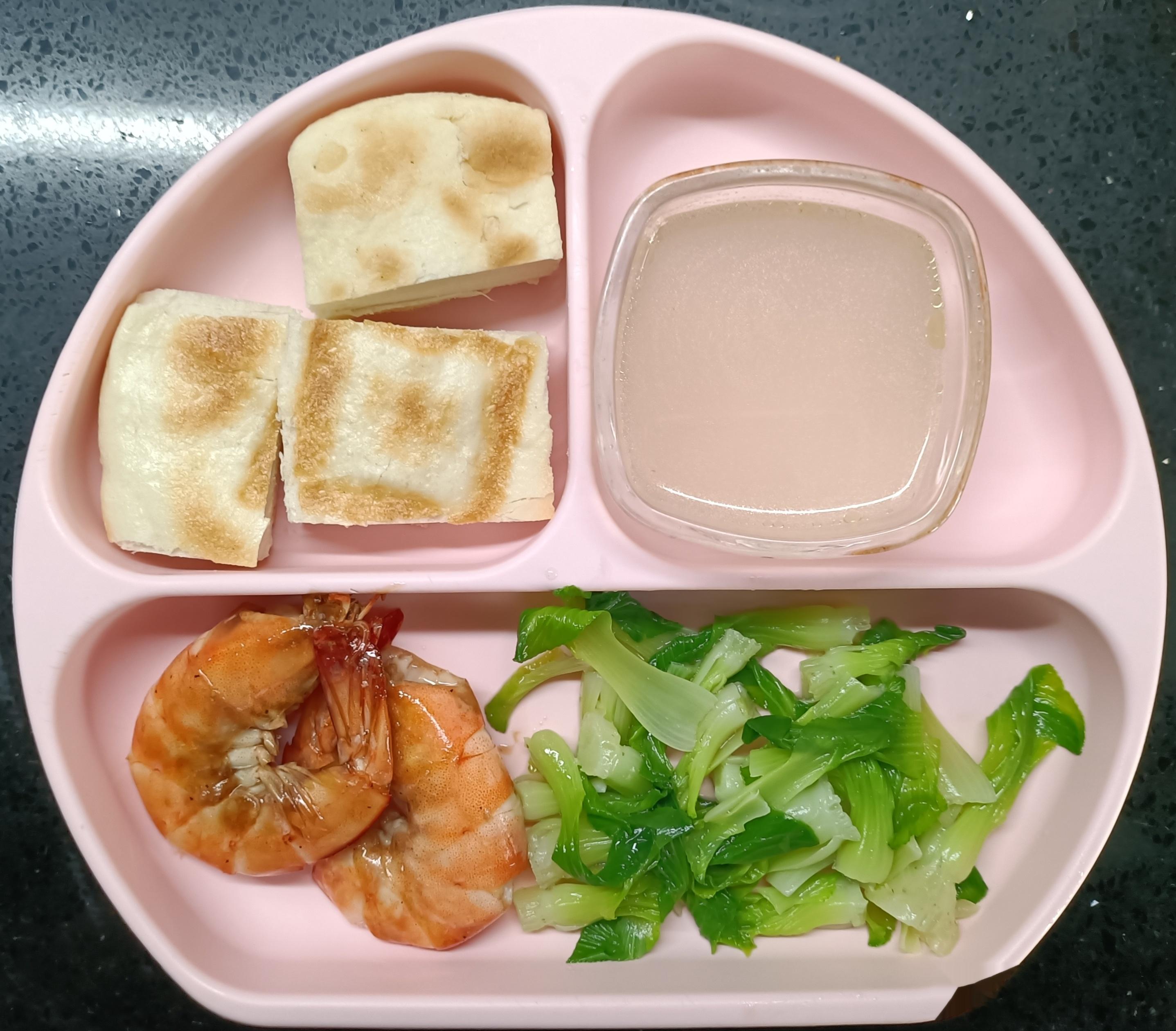 #糖糖的饭饭##科学育儿营养护航# 昨天午餐：烧饼(北京碰到山东烧饼爷爷是要买的