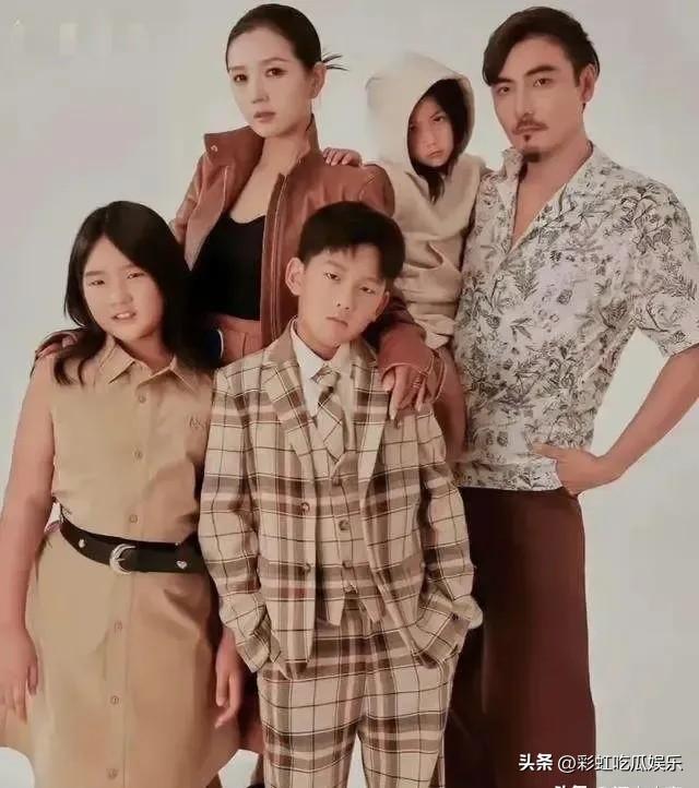 刁磊是何洁喜欢的文艺男人类型，比赫子铭看起来会来事儿，何洁选择了他就不要后悔了，