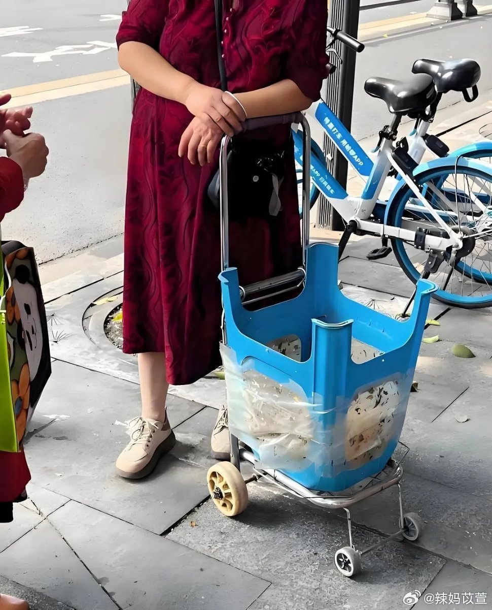阿姨，你是怎么想到这个方法的啊，感觉很实用啊生活小窍门