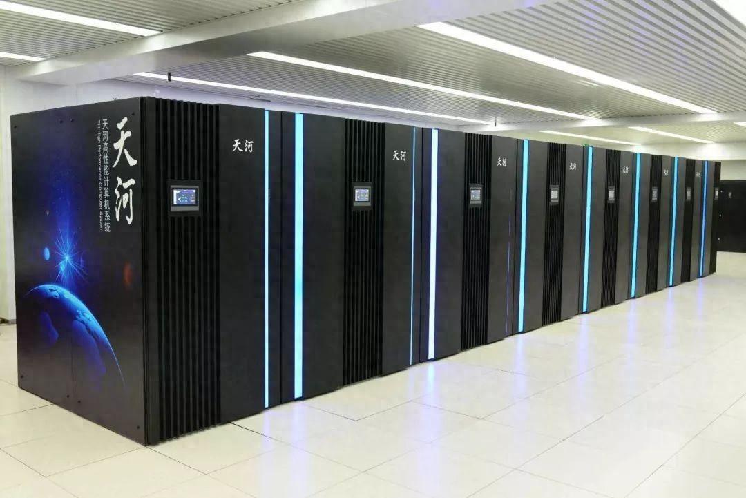 采用国产处理器的中国超级计算机“天河星逸”正式发布，性能拍全球第二。
据悉“天河