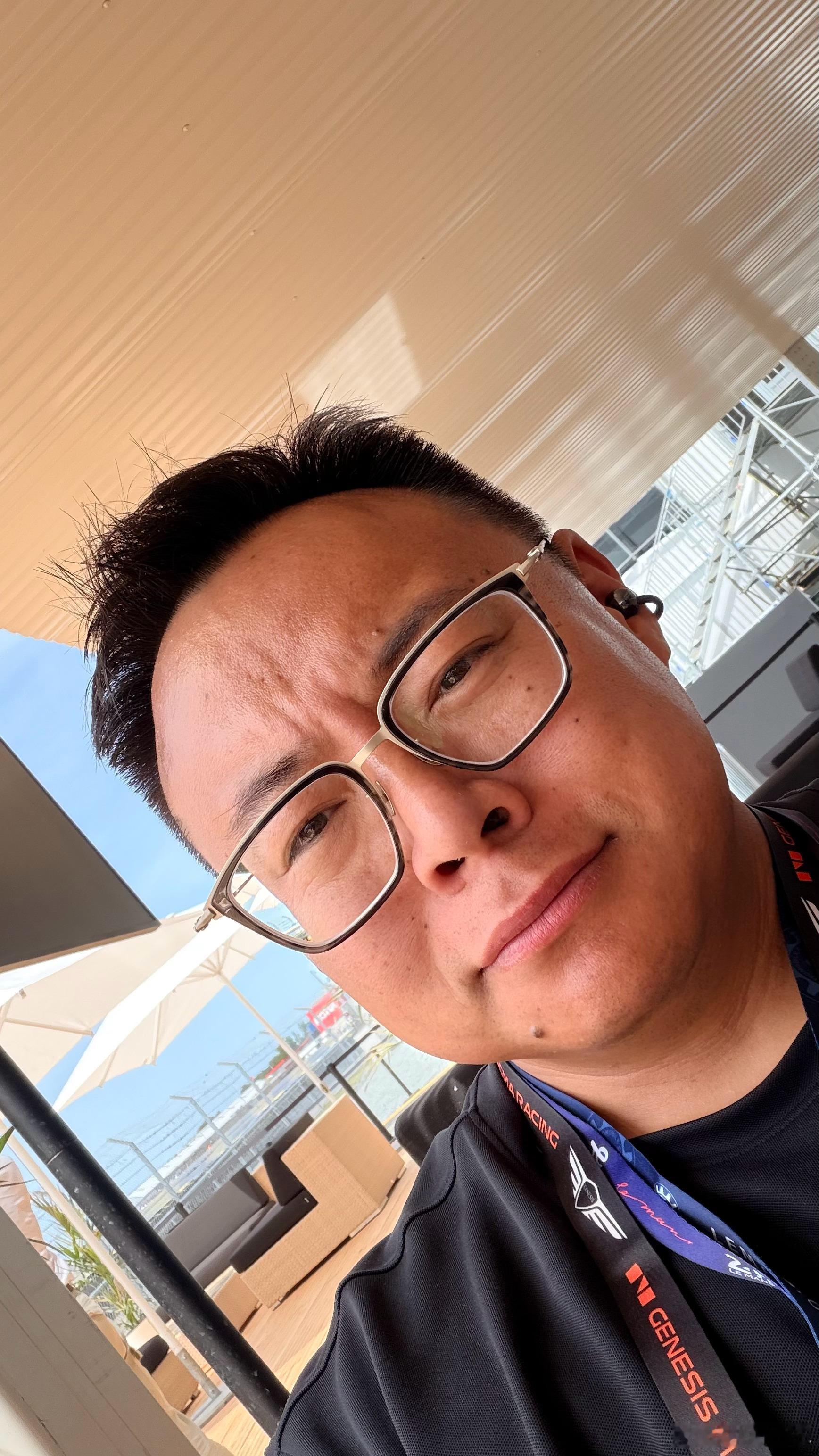 勒芒 24 小时，还没开始呢我人已经累麻了早上起来跑了个步来到勒芒就一直走来走去