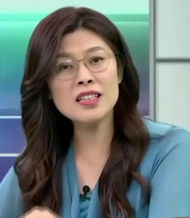 是虎也得扒着！

2026年3月，台中市长卢秀燕带着团队跑去美国，本来说是“城市