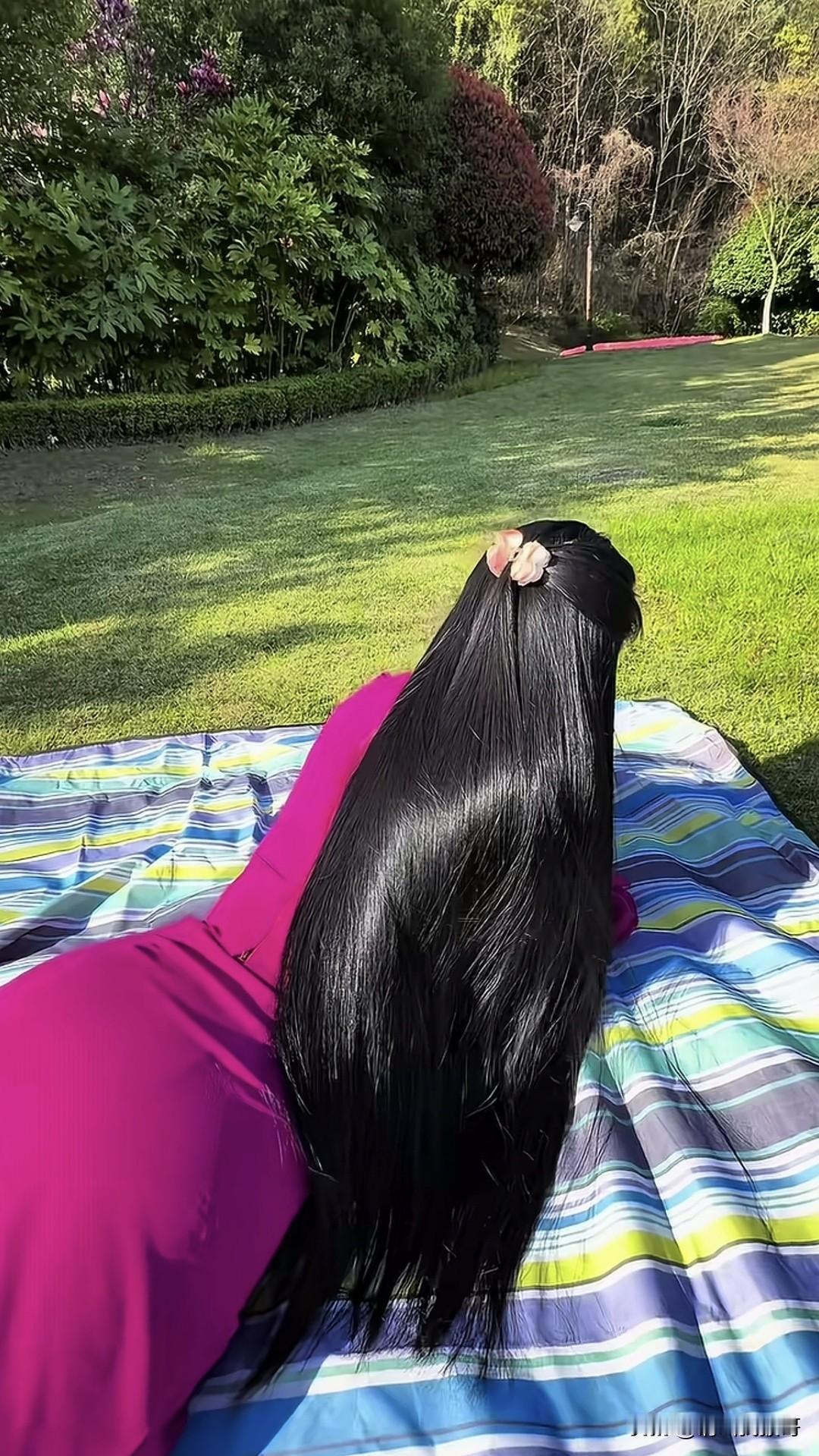 春日生活打卡季春日暖阳，正适合野外郊游晒太阳