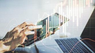 【能化板块领涨期市】随着中东冲突加剧，3月份国内期货市场也跟随国际市场大幅震荡，