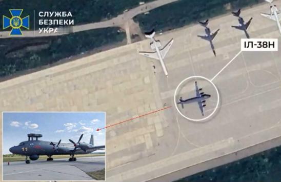 【 精准打击！乌摧毁俄黑海唯一伊尔-38反潜机】据乌克兰国家安全局披露，2025