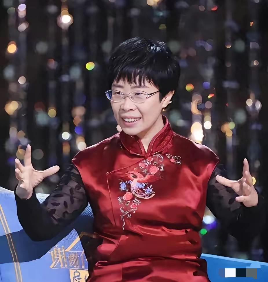 蒙曼在节目里说想嫁孙悟空的回答，可真不是随口抖机灵，直接把多少人困了一辈子的婚恋
