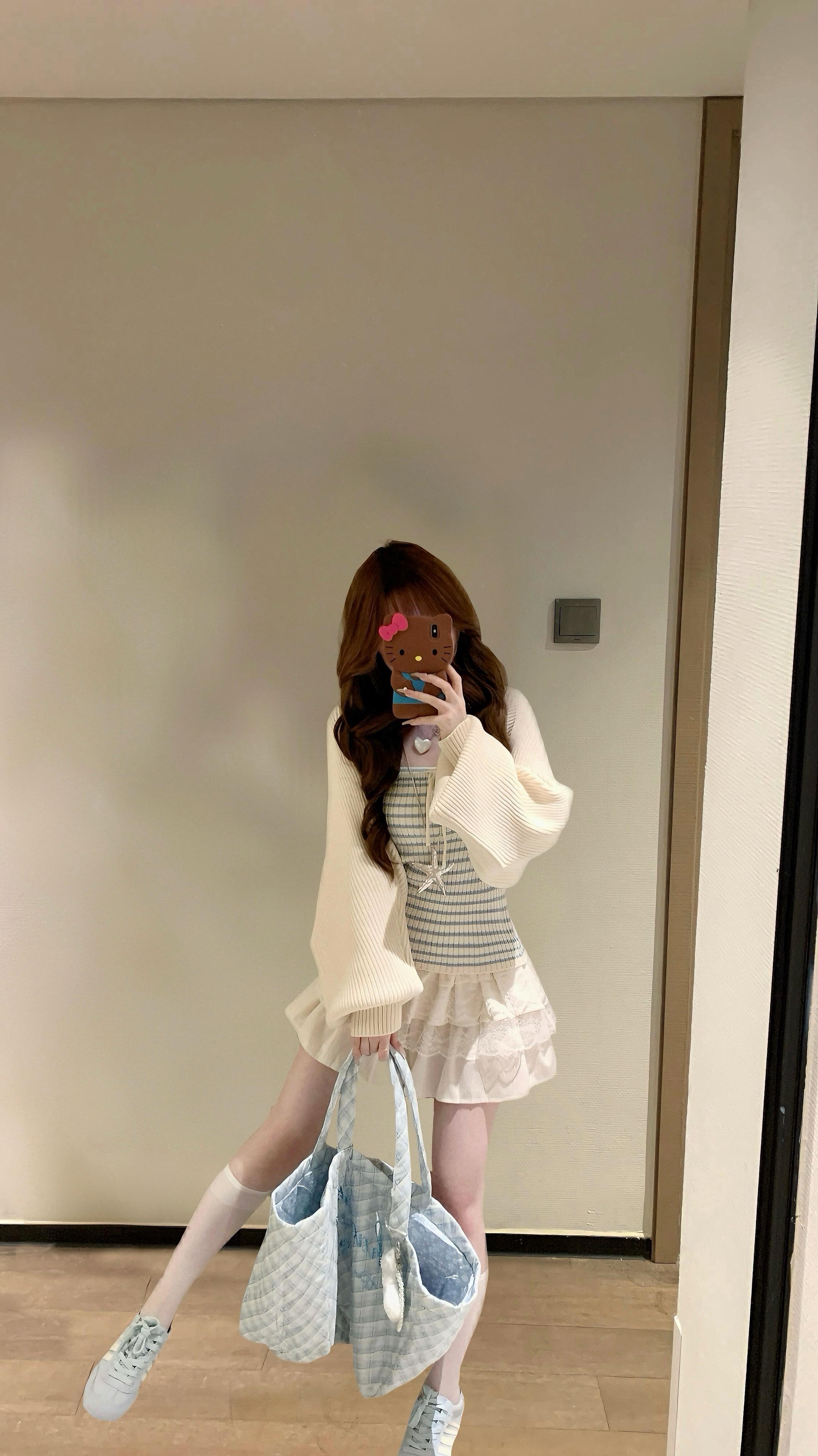 开春穿哪一套好呢。