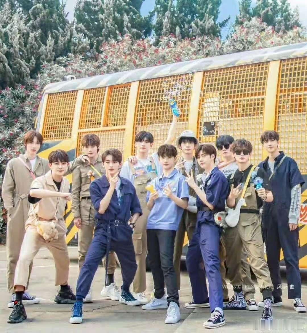 2025了还能看到R1SE干杯2025年看到R1SE干杯视频，我直接泪目了！谁能