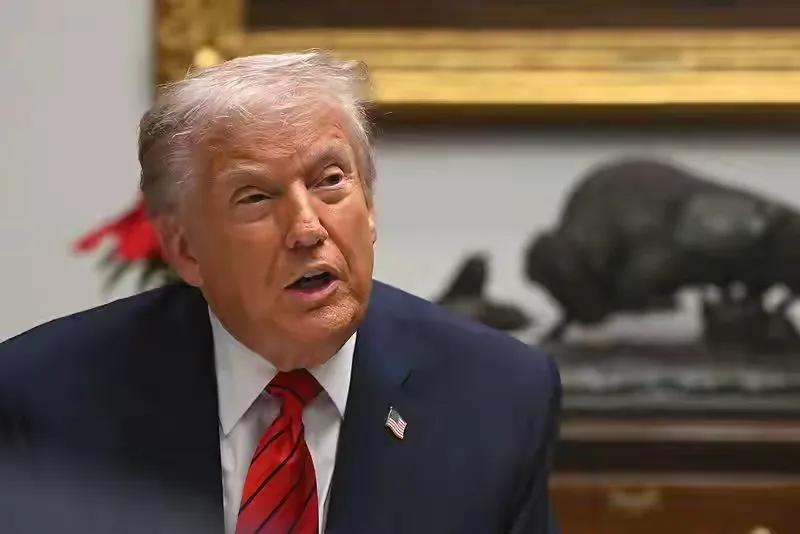 潘多拉魔盒一旦打开，啥时候关上怎么关上，就由不得特朗普说了算了。美国本来已经要结