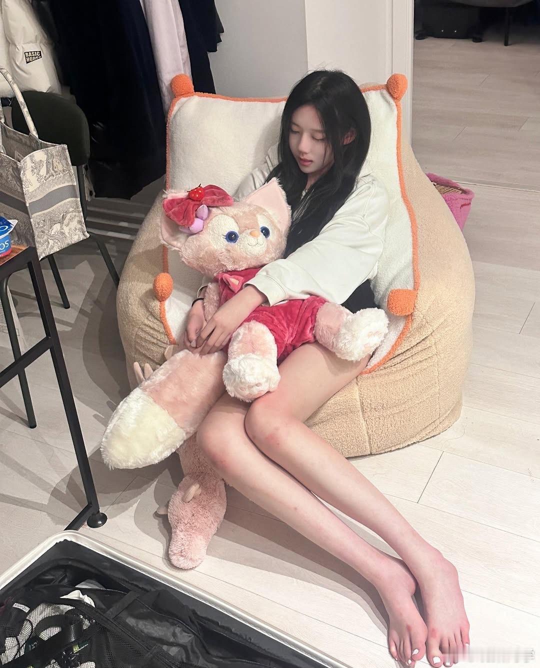 我腿这么长，什么坎迈不过去[微笑]  ​​​