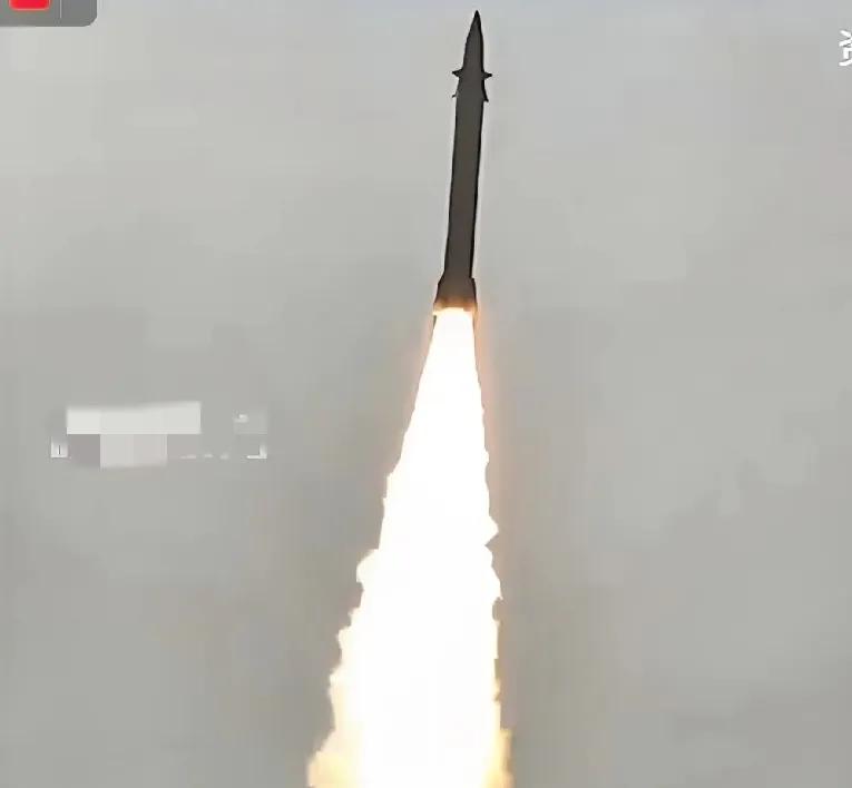 胡塞武装导弹袭击机场，目标直指参加联大返回的内塔尼亚胡！
以色列多地响起防空警报