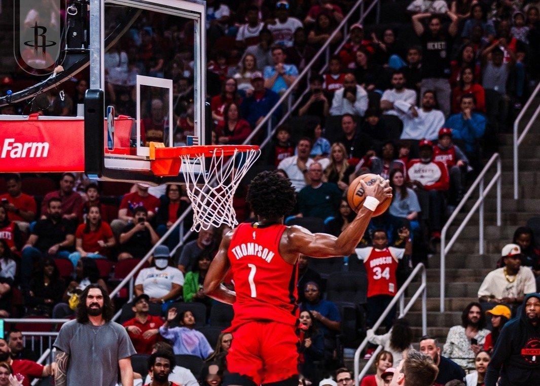 阿门本赛季vs太阳，火箭4-0横扫太阳，阿门场均24.5分7.3篮板5.8助攻，