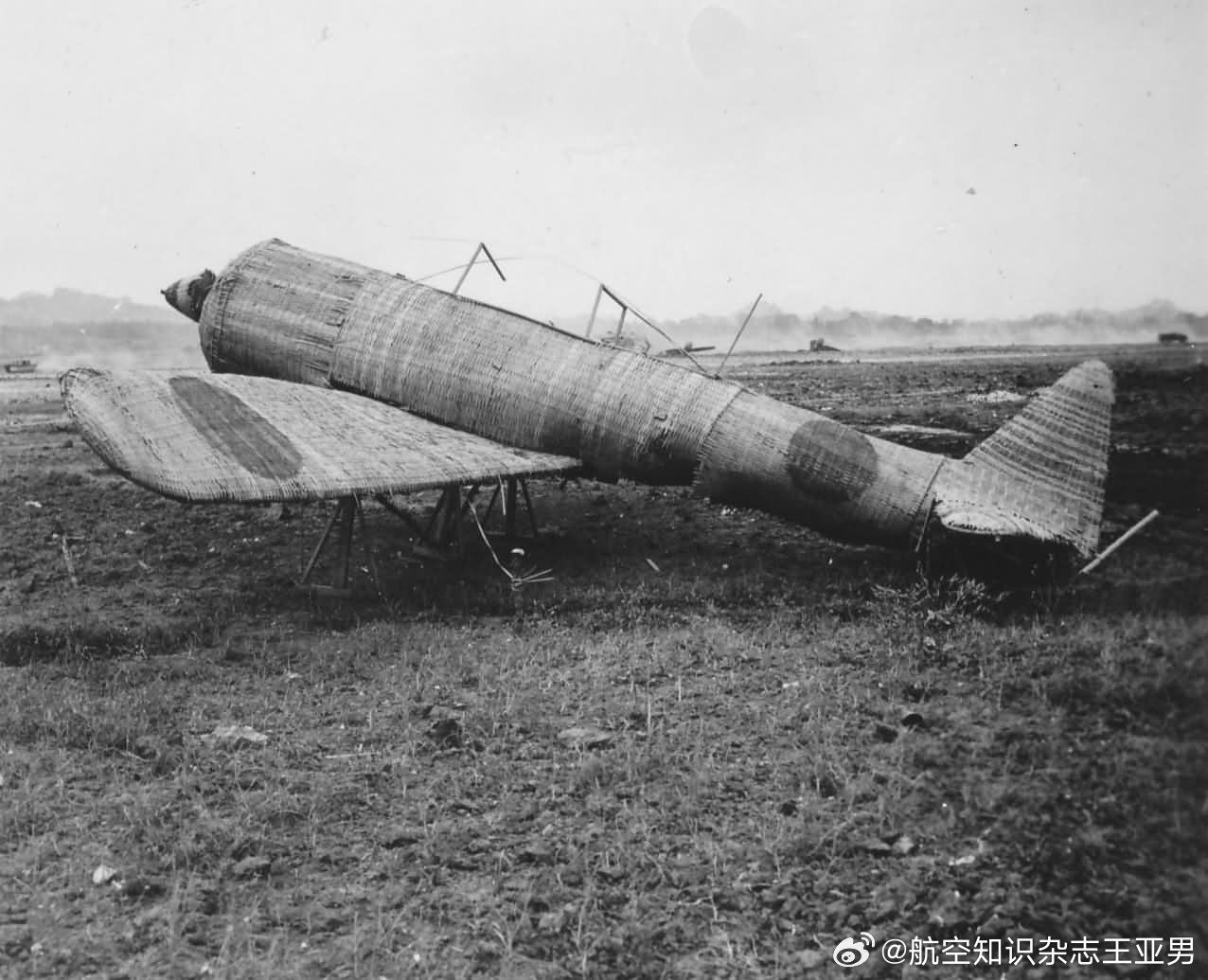 #航空创作计划# 二战末期，面对美军强大的空中突击行动，日本大量采用了假目标实施