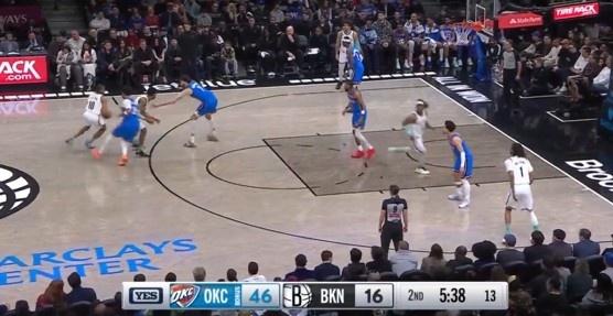 联盟要打击摆烂确实是应该的。
此前，NBA总裁肖华表示：下赛季NBA选秀就迎来重