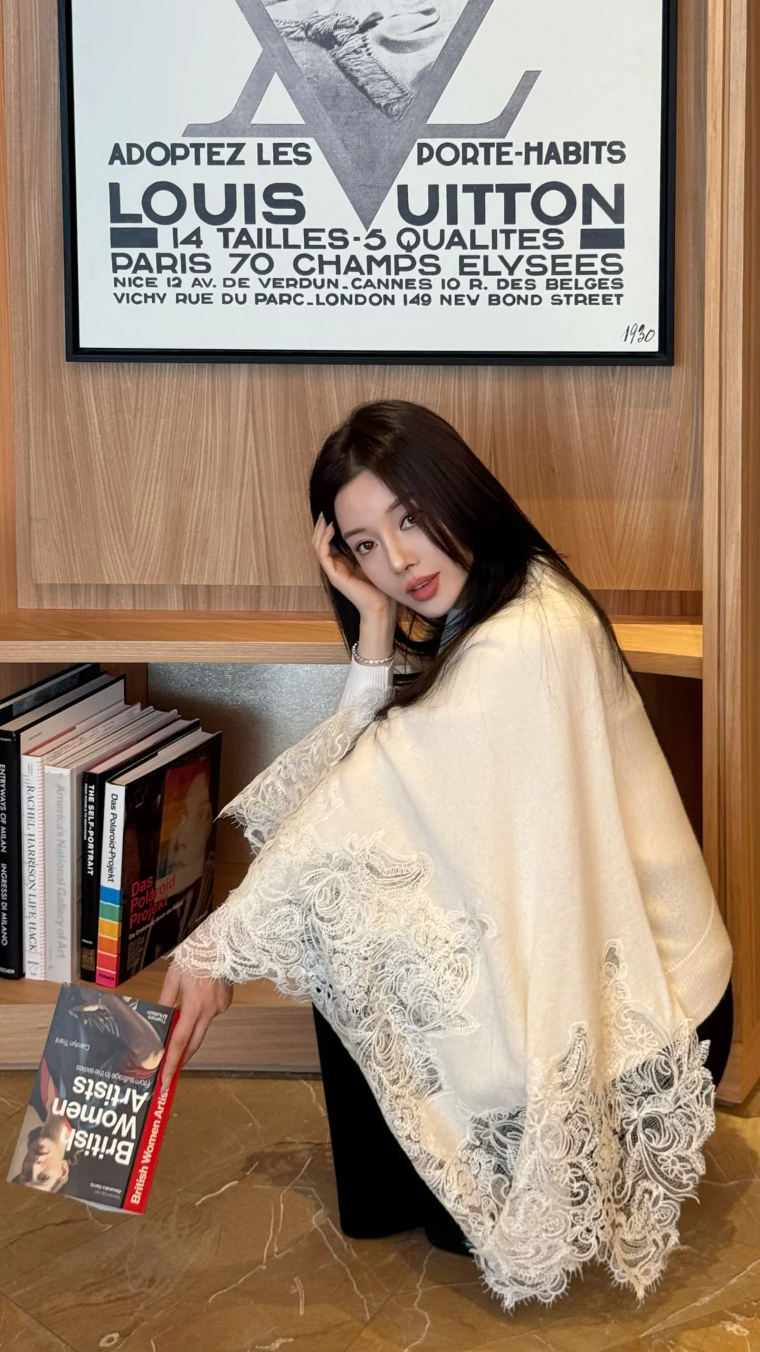 《British Women Artists》平等对望