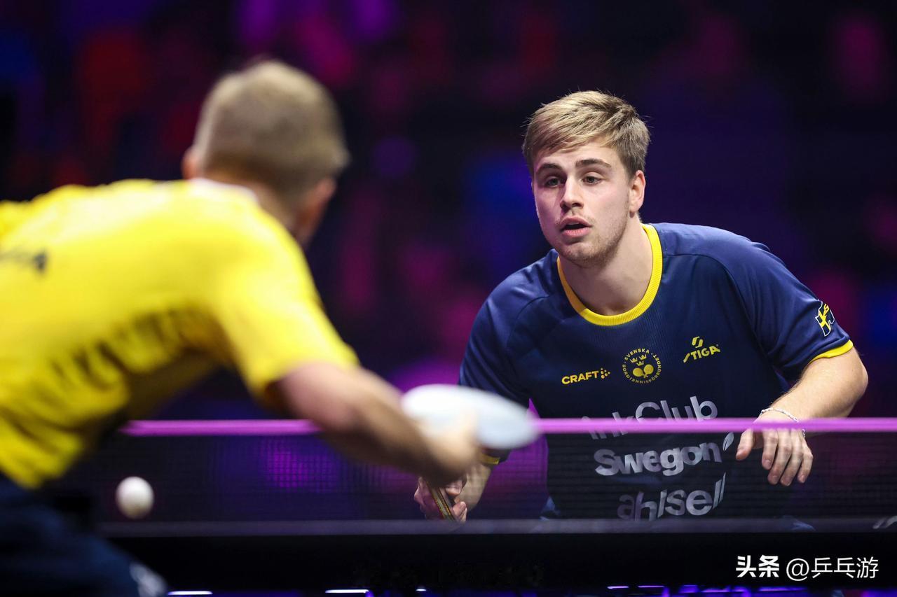 🏓乒乓赛场确实很有戏剧性，蒙彼利埃站男单冠军 莫雷加德，今晚在法兰克福站，止步