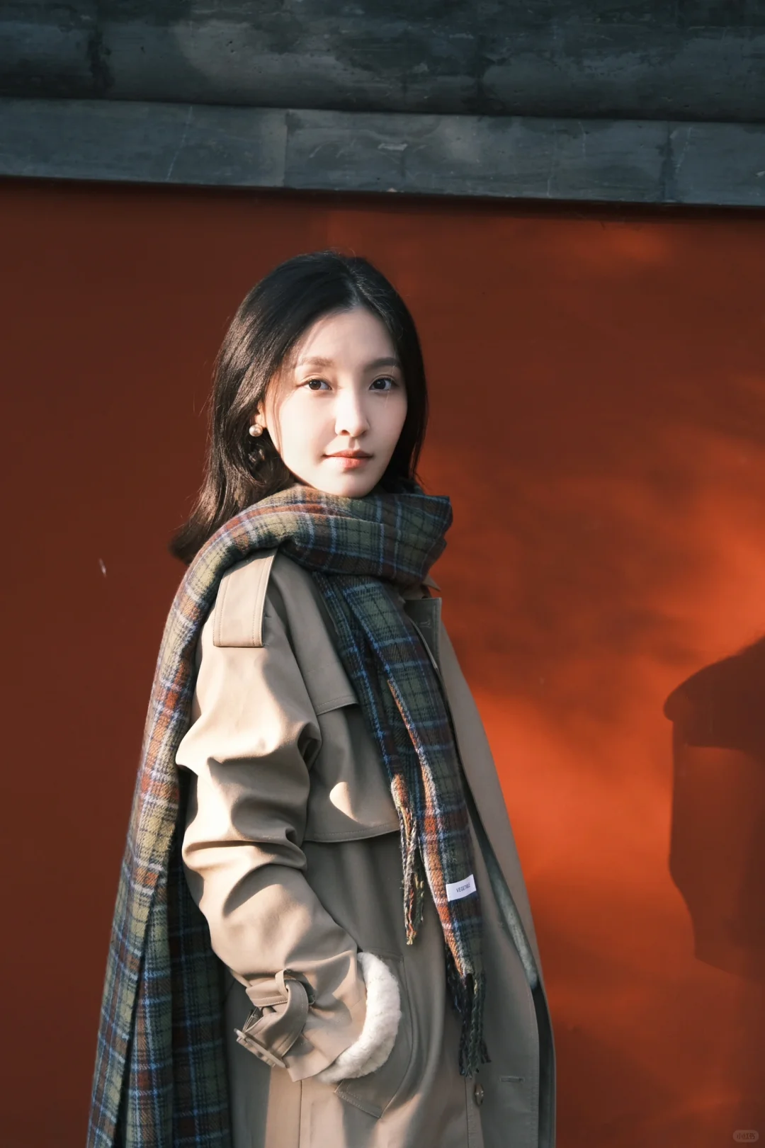 秋冬高智穿搭🍂在北京的红墙拍到了人生照片