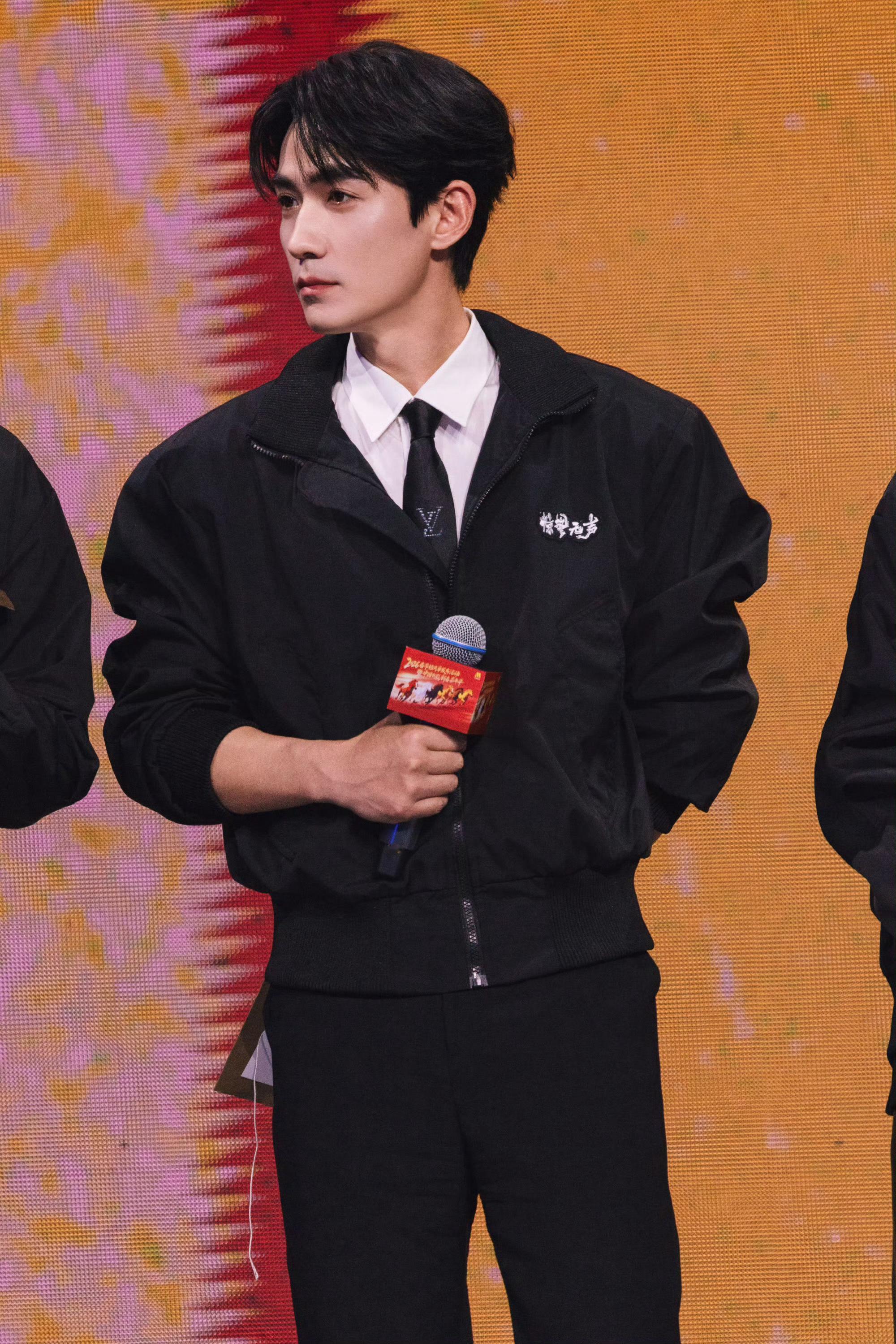 朱一龙 × 电影惊蛰无声 春节档电影片单发布会朱一龙现身春节档片单发布会