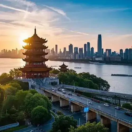 不管你信不信，但这就是赤裸裸的事实，武汉5个常见的全国第一领域如下：
1、A级物