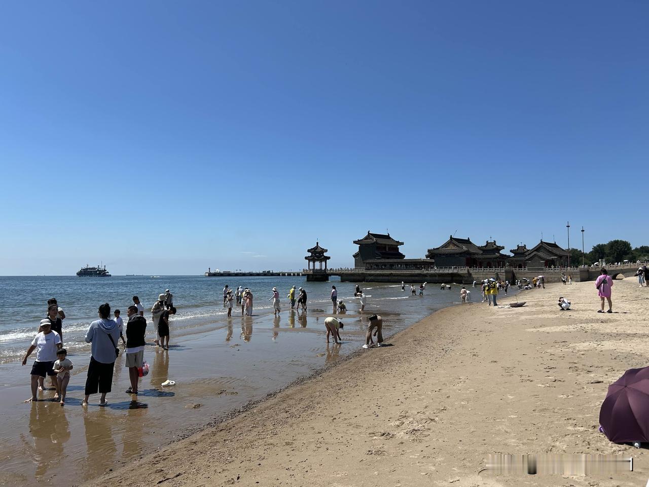 家长们总念叨孩子负担重，可藏在心底的，还是怕娃成绩掉队。怕他上课走神、作业拖沓，