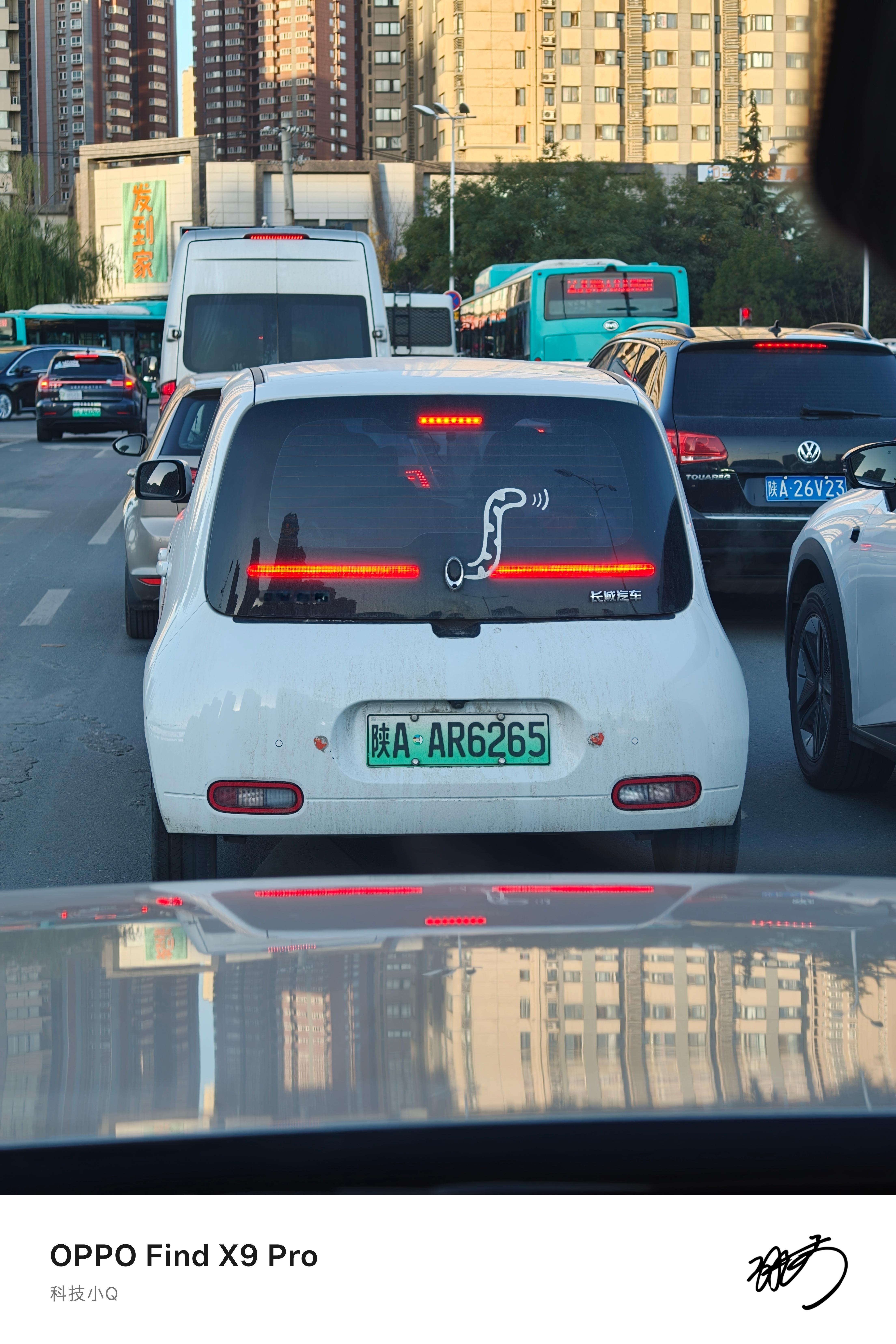 长城的欧拉白猫还是第一次见它的后备箱开启方式据说很特别 