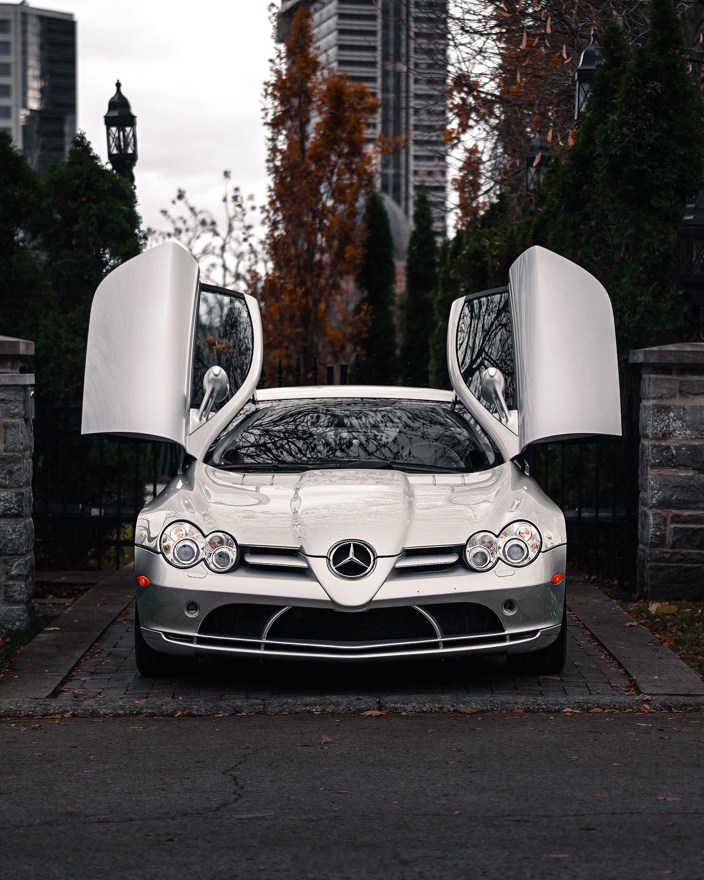 Mercedes-McLaren SLR 