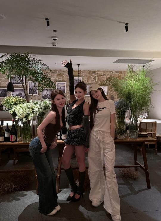 姐妹聚会|玩到天花板都可以给我们掀下来