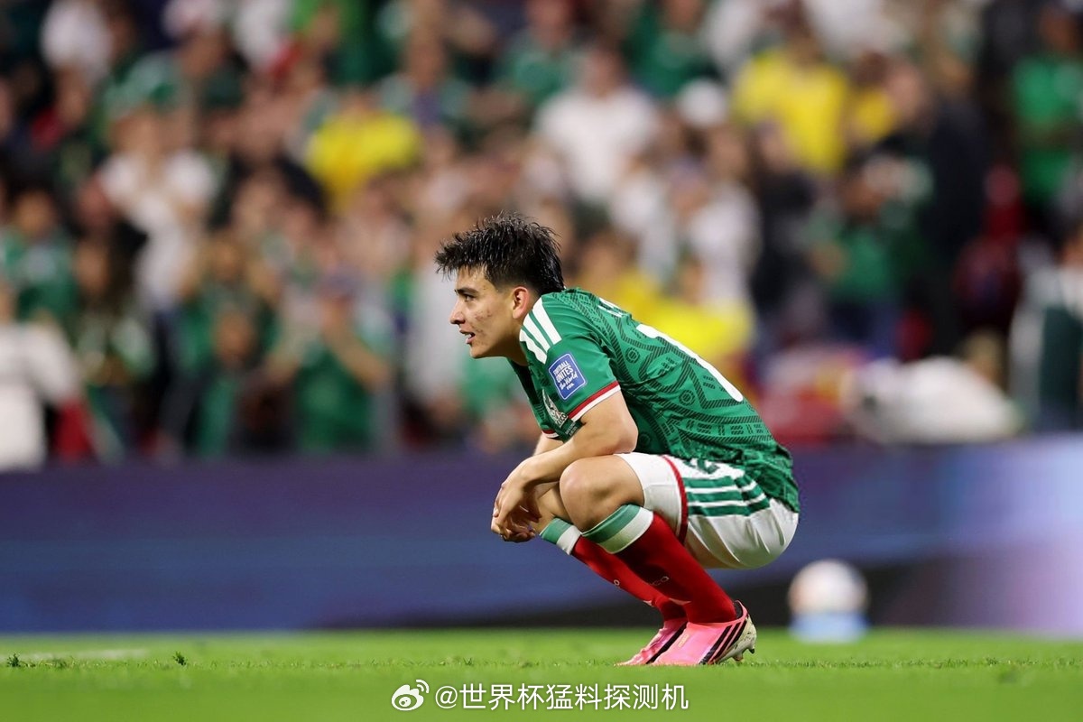 墨西哥2比0厄瓜多尔2:0完胜厄瓜多尔！世界杯16强锁定7席，墨西哥打破40年淘