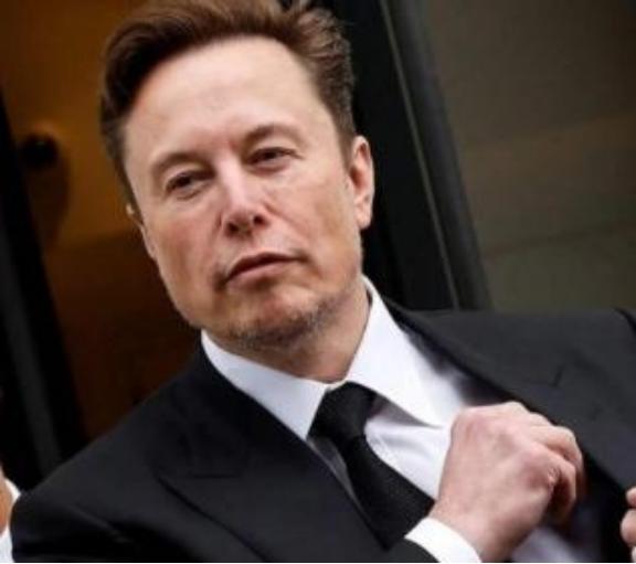 马斯克无情揭开美国的遮羞布！他说：“不要触碰中国的底线，中国仅用40年，就从全球